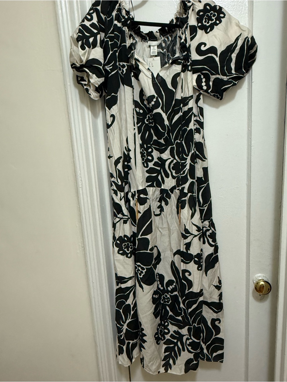 Oversized Black & White Floral Midi Dress